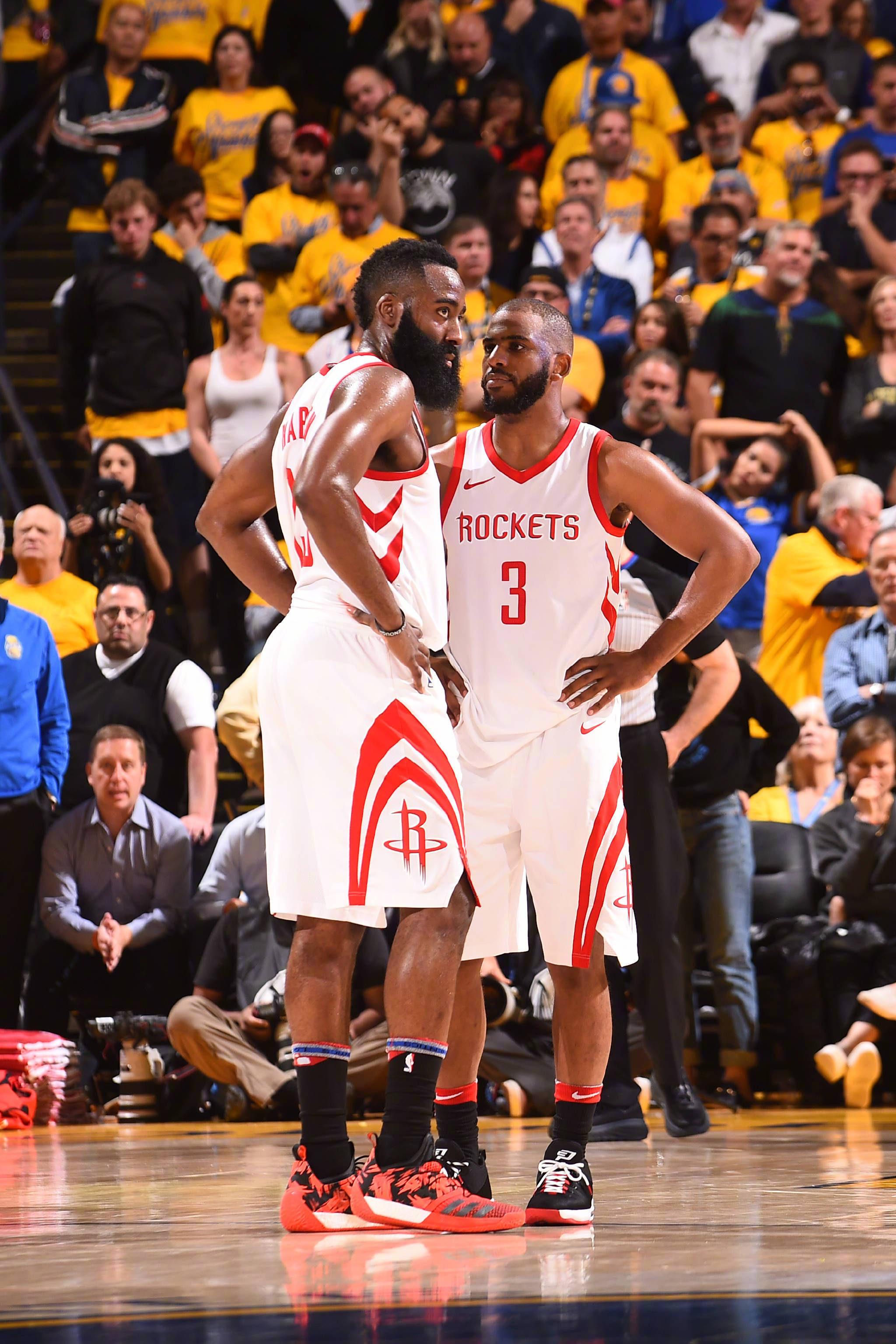 以费德勒为 以费德勒为