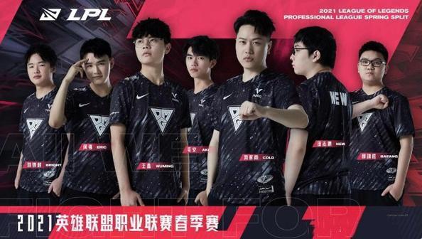 泰伦-卢：我给小卡展示乔丹&科比的脚步 他真的学进去了