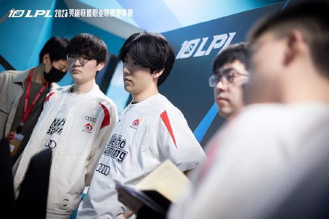 世界杯射手榜，克洛泽总进球第一，大罗淘汰赛第一梅西进球最分散