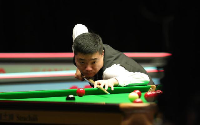 制扳回比分 制扳回比分