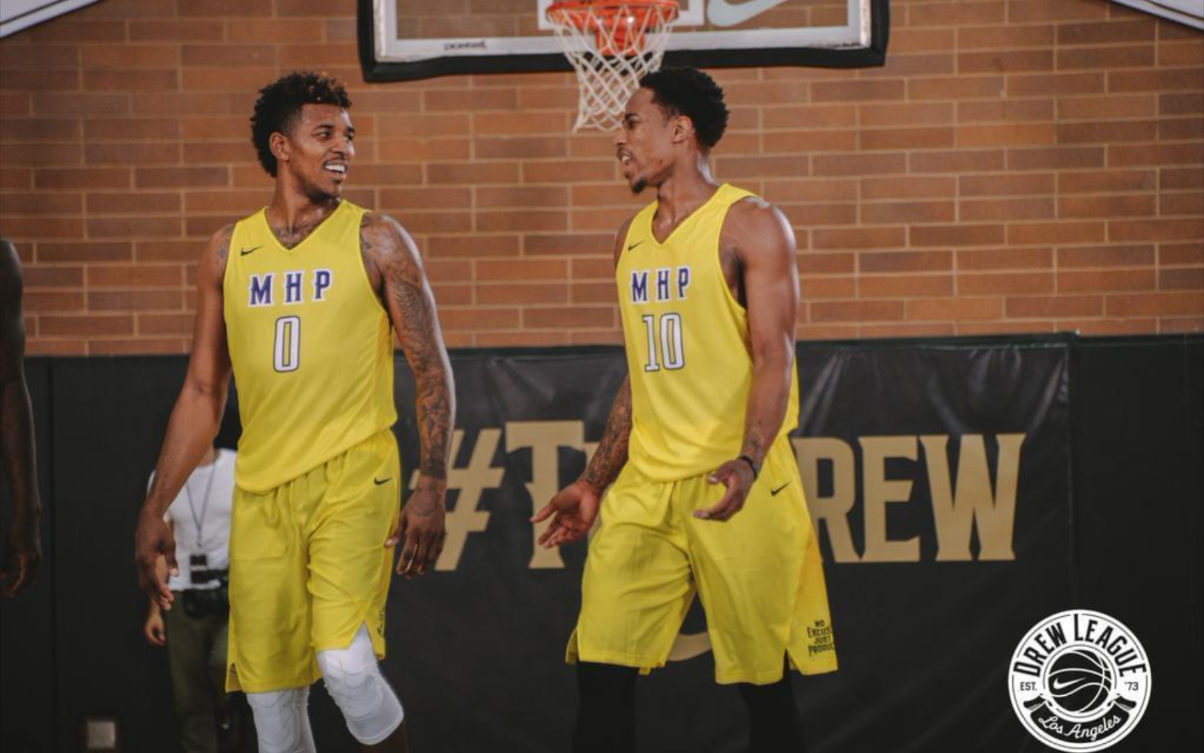 也尊重样本 也尊重样本