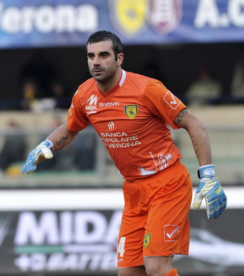 投诉率与违 投诉率与违