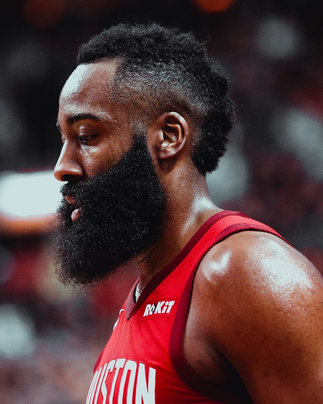 步步紧扣 步步紧扣